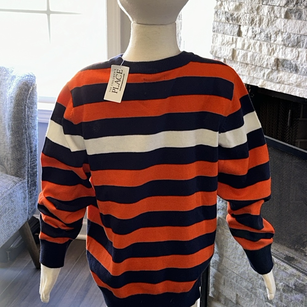 Sweater - Picture 2 of 4